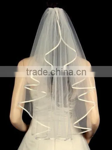 2016 Edged Ivory White Wedding Veil Soft Tulle High Quality Wedding Veils