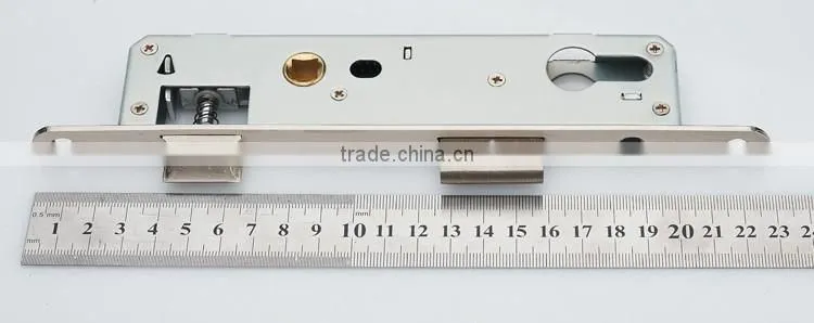 Round or square forend striker narrow door lock body european key door lock