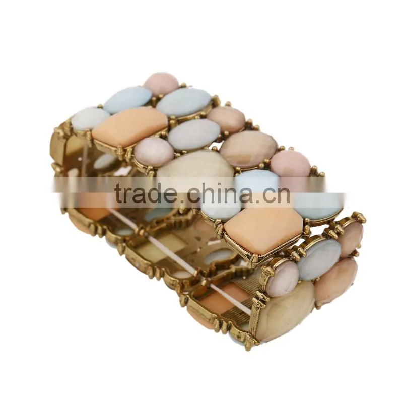 Free sample new design simple plastic bangle with alloy ornament