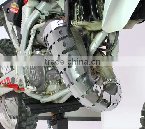 Exhaust pipe Hose clamp with pipe guard for 2 stroke Motorcycle