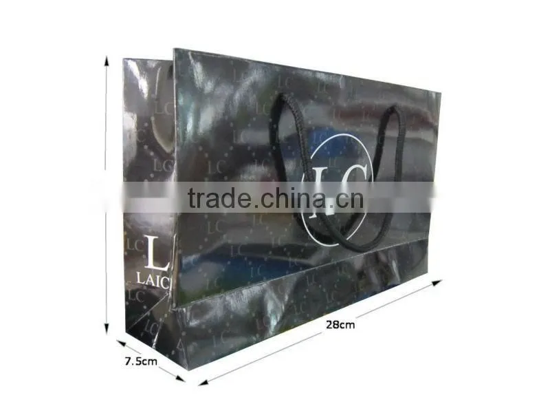 157g Glossy Black Gift Paper Bag with Handles