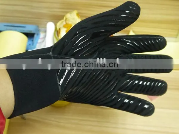 custom high elastic neoprene CR sport surfing fishing gloves hign quanlity