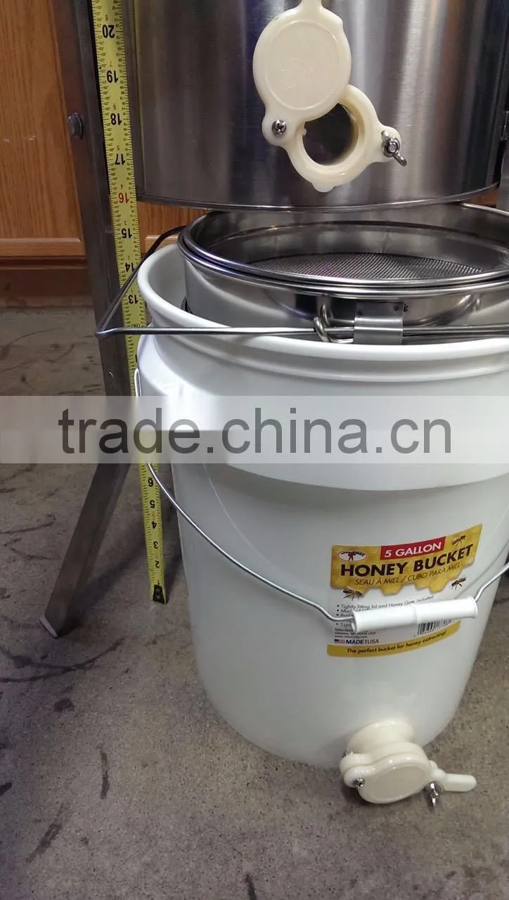 New style adjustable 4 frames manual honey extractor