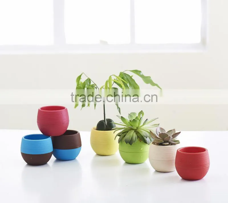 Round Plastic Plant Flower Pot Home Office Decor Planter-Medium Size