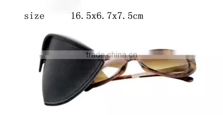 Trendy engraved glasses case