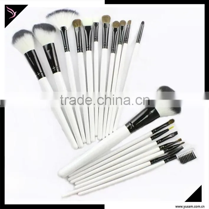 White color 19 pcs personalized makeup brush kit