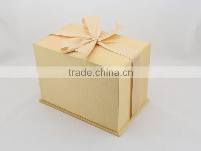 Luxury golden gift box with ribbon , Accept OEM / ODM order
