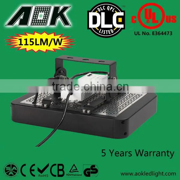 IK10 IP67 TUV DLC UL Certified Photocell High Bay Light Fixture With TM21 Report 62000 Hours Lifespan