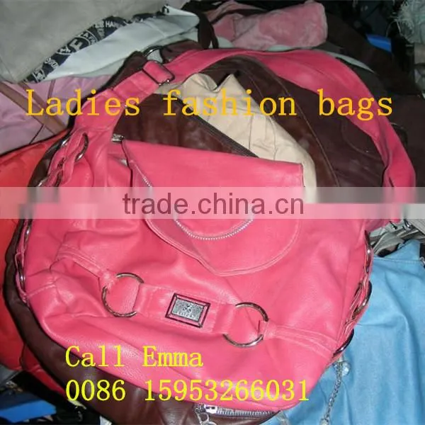 Fashion bale of used handbags