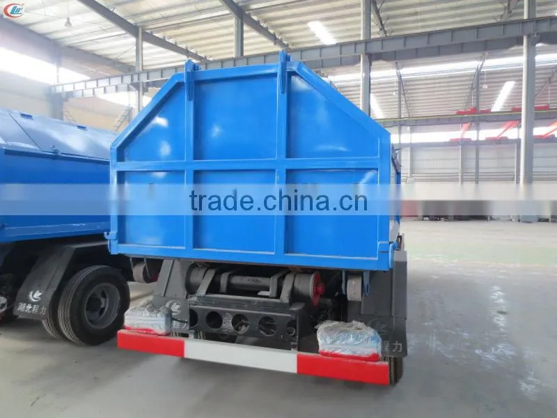 Dongfeng 4*2 Sealed Type Small Garbage Truck
