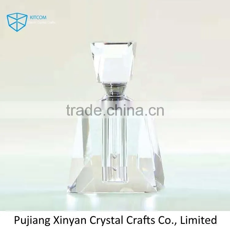 Beautiful Various Custom Made Crystal Perfume Bottle for sale