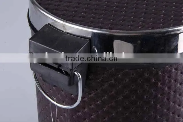 Printed Plastic Trash Can Stainless Steel Pedal Rubbish Bin Household Garbage Can