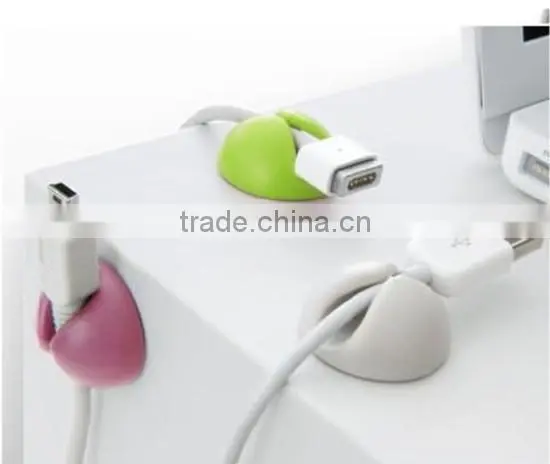 China Manufacturer Sale Cable Clamps Cute Cable Winder Earphone Silicone Cable Holder Clip