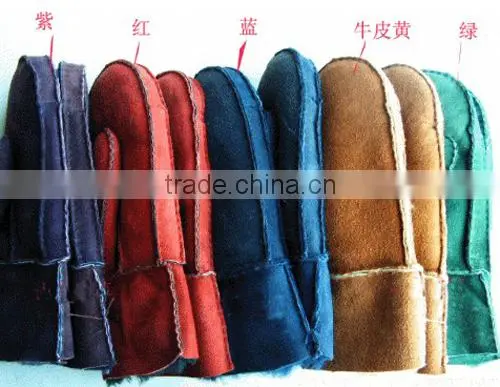 Winter sheepskin leather glove