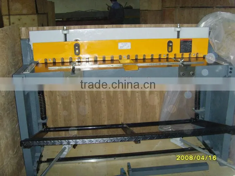 Q01-1.5x1320 foot operated shear machines