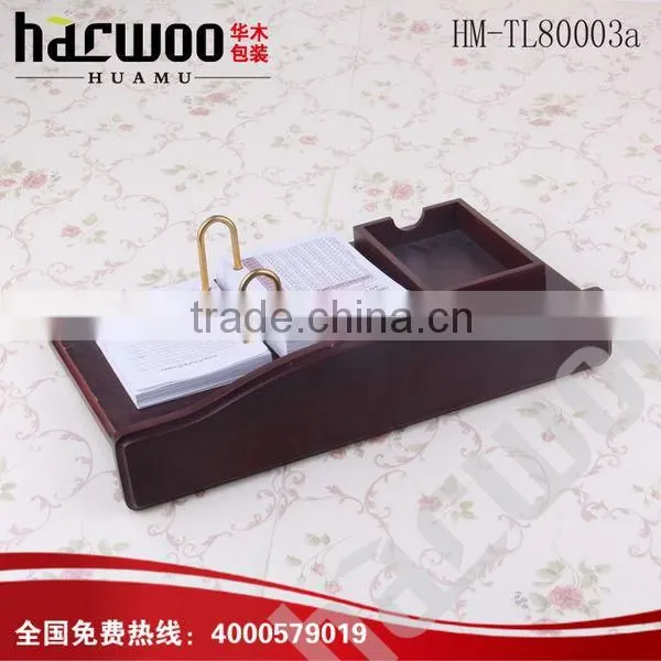 elegant business wooden desk calendar
