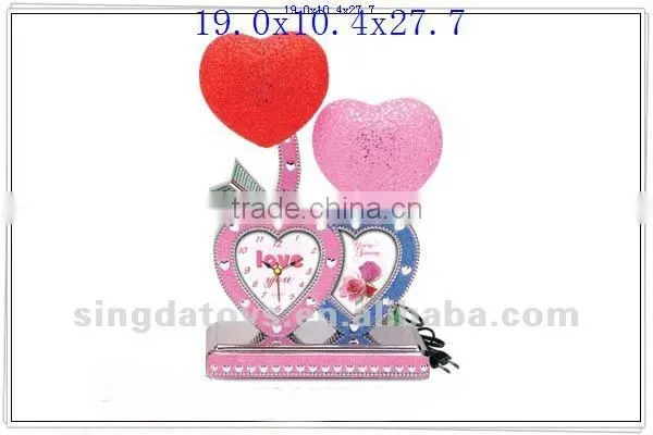 Beauty cat yellow and pink AIDS clock