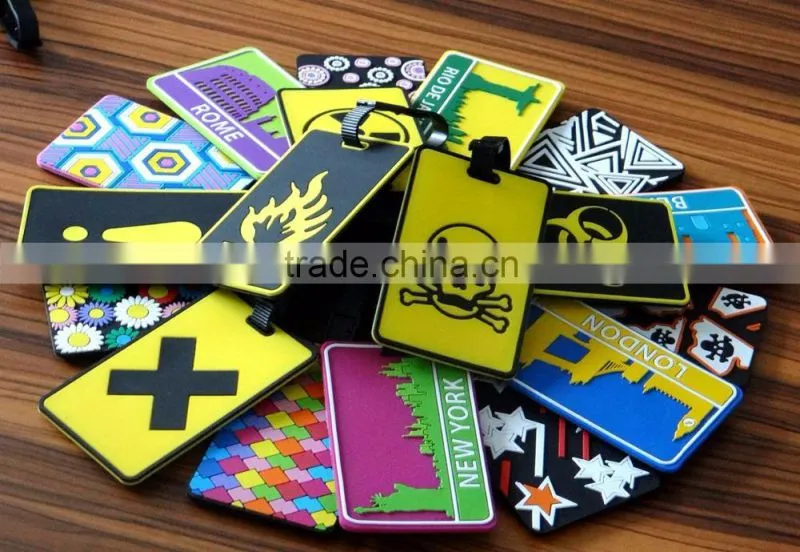 China bulk wholesale clear plastic luggage tags and high quality hard plastic custom luggage tag