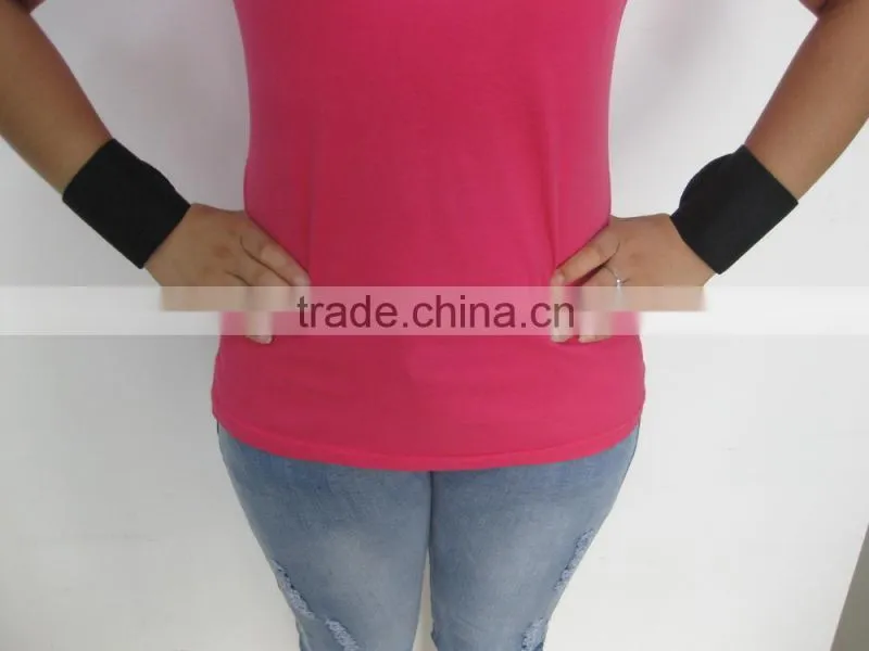 China Cheap Black Sport Keep Warm Wrist Support