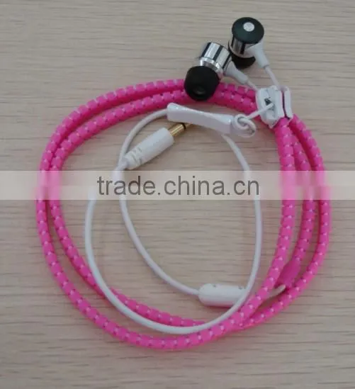 hot chinese girl,zipper earphone,earphone zipper