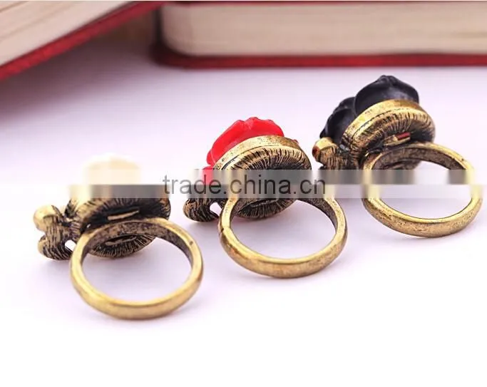 Hot-selling Fashion Lady Vintage Bronze Crystal Black Rose Flower Branch Finger Ring