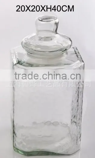 Clear juice jar with lid