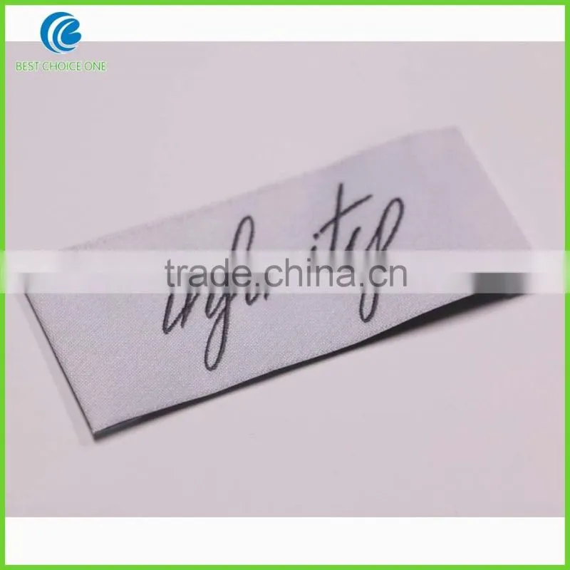 Customized High Quality Woven Clothing Labels Iron On Garment labels