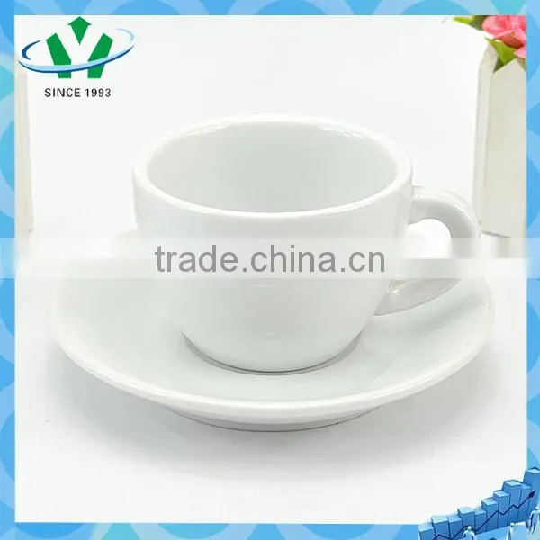 Hot sale porcelain tea cups and saucers cheap