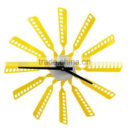 Supply fashion creative windmill wall clock