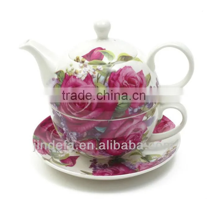 porcelain/ceramic tea for one set