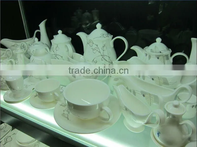 Porcelain tea cup