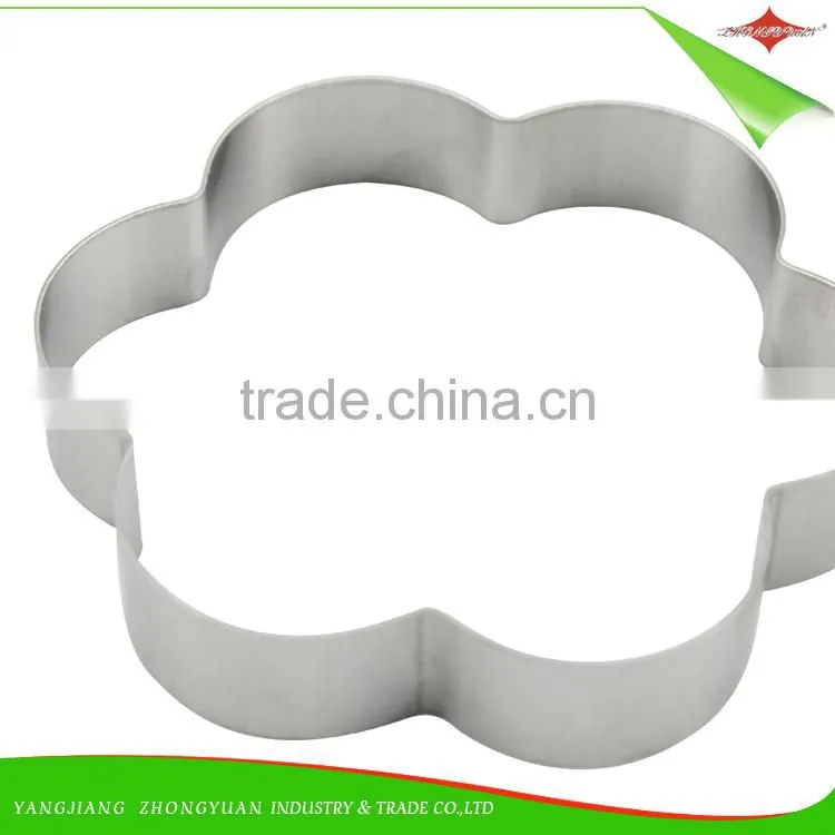 ZY-F1406 good quality flower style stainless steel egg ring pancake mold