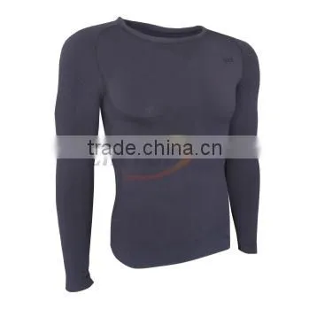 Wicking moisture microfiber seamless underwear of baselayer