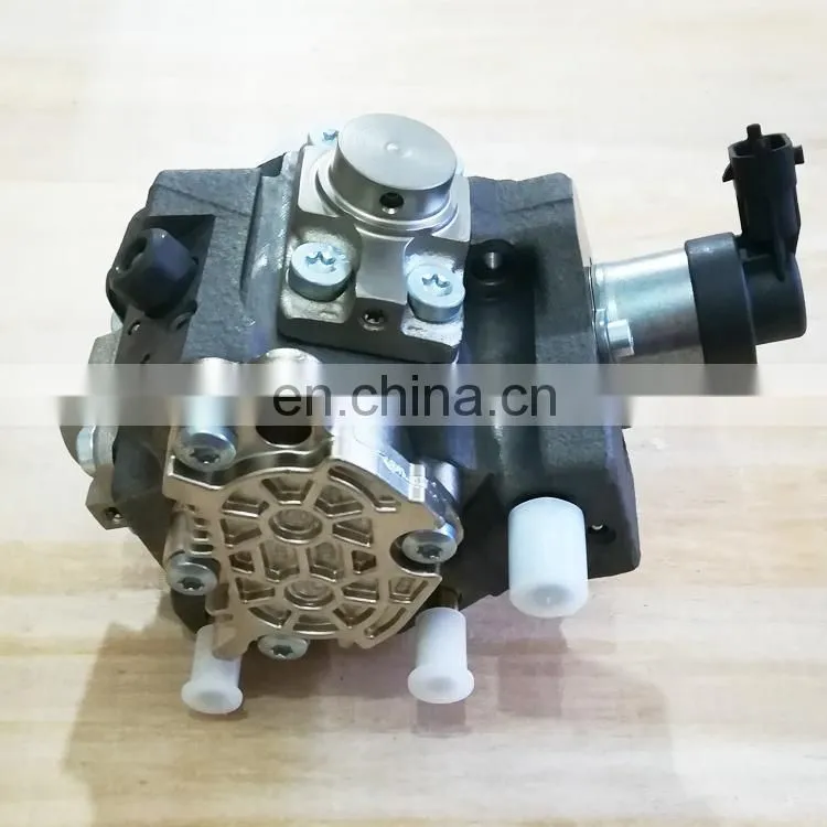 High Performance Diesel Engine Pump 16700MA70C 0445010136 Fuel Pump