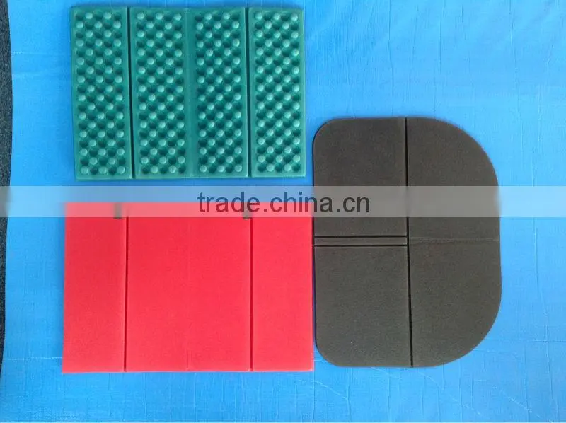 Portable cushions, grandstand seat, rest cushions