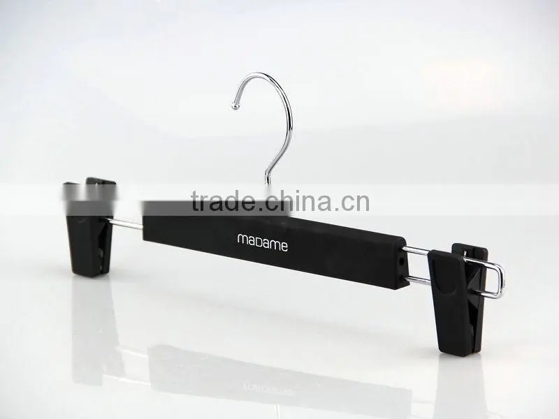 high quality plastic hanger anti-slip rubber hanger and pants hanger for suits