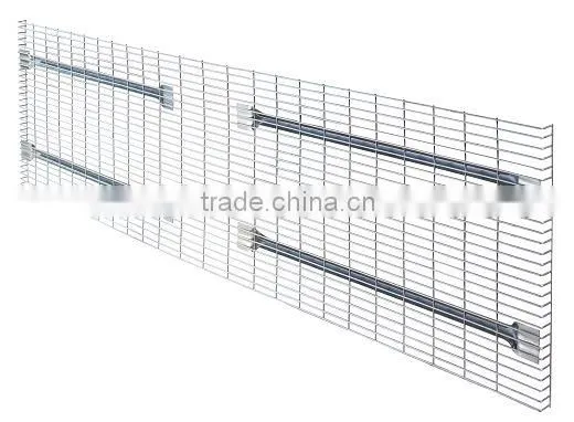 Material handling steel wire mesh decking for pallet racking