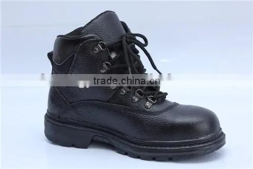 Wearable Rubber outsole safety shoes made in China middle cut series safety boots for work 9045