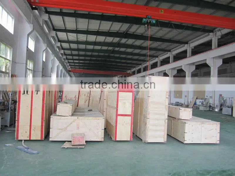 plastic bottle neck cutting machine