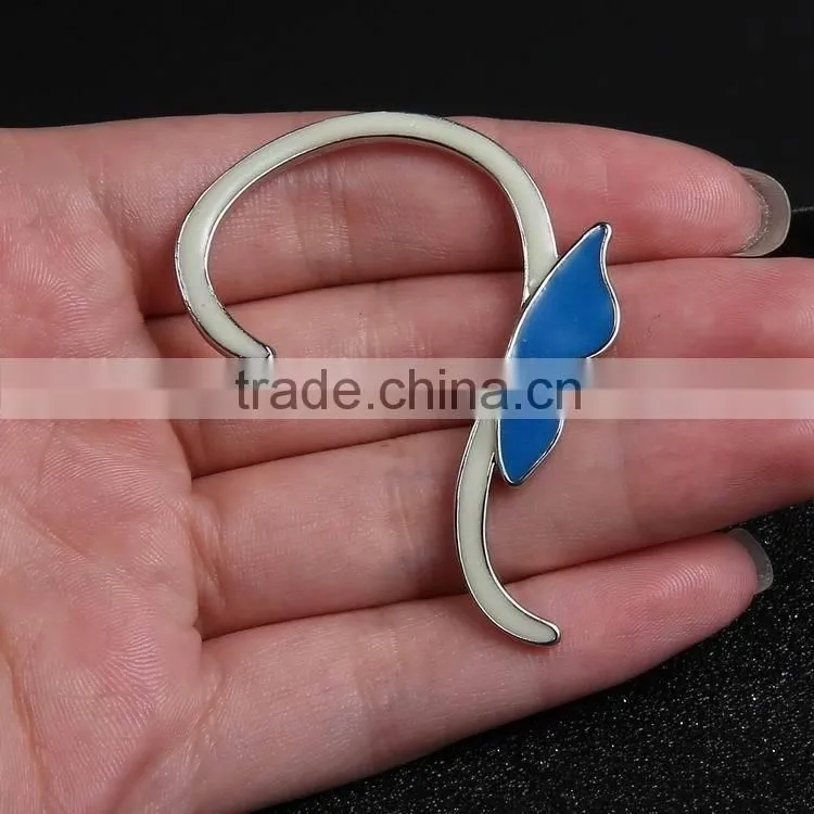 small order glow exotic new fashion earrings for 1 dollar