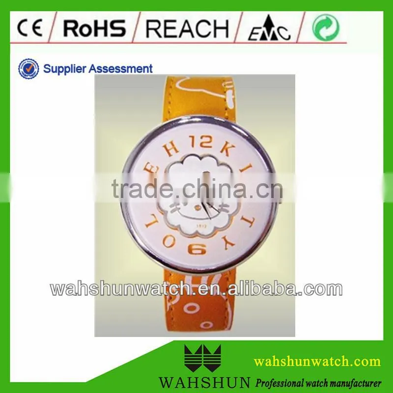 mini kid's gift watch with girl's love cartoons on the dial made in China