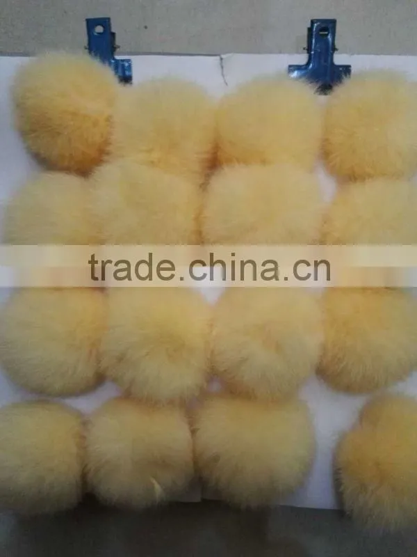 factory price rabbit fur poms for keychain