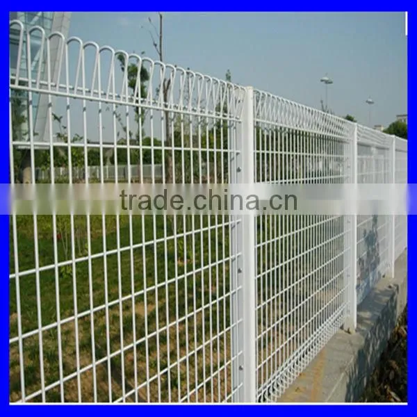Metal welded painting bending fence