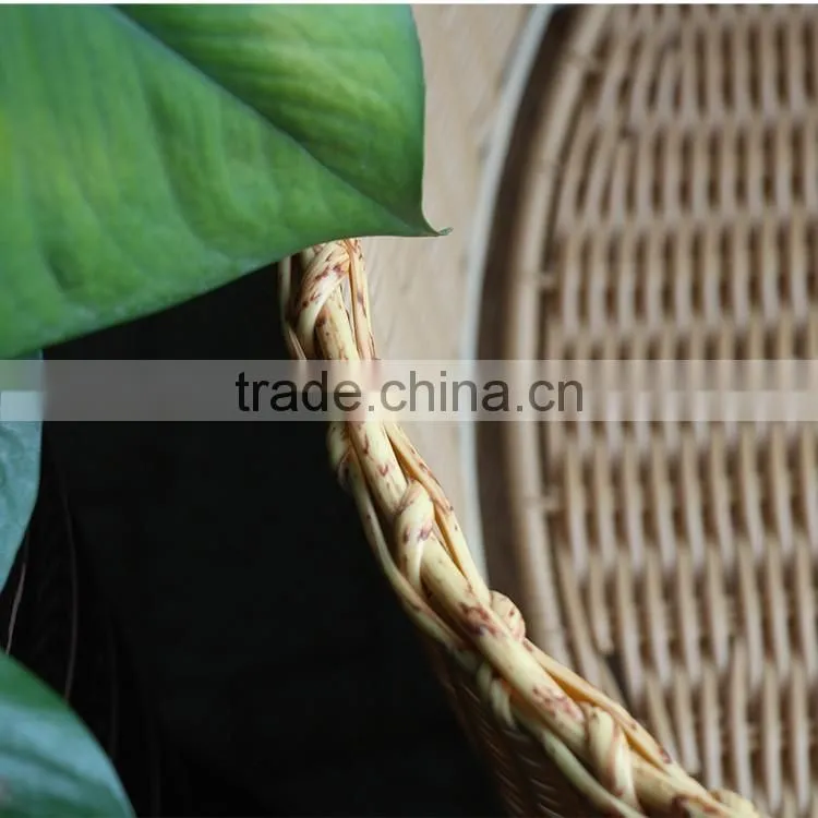 S&D supplaier plastic hand woven pet house/dog bed