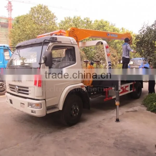 DONGFENG 4*2 Wrecker Mounted Crane 4 ton
