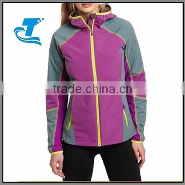 Sports Style Women Hiking Softshell Jacket