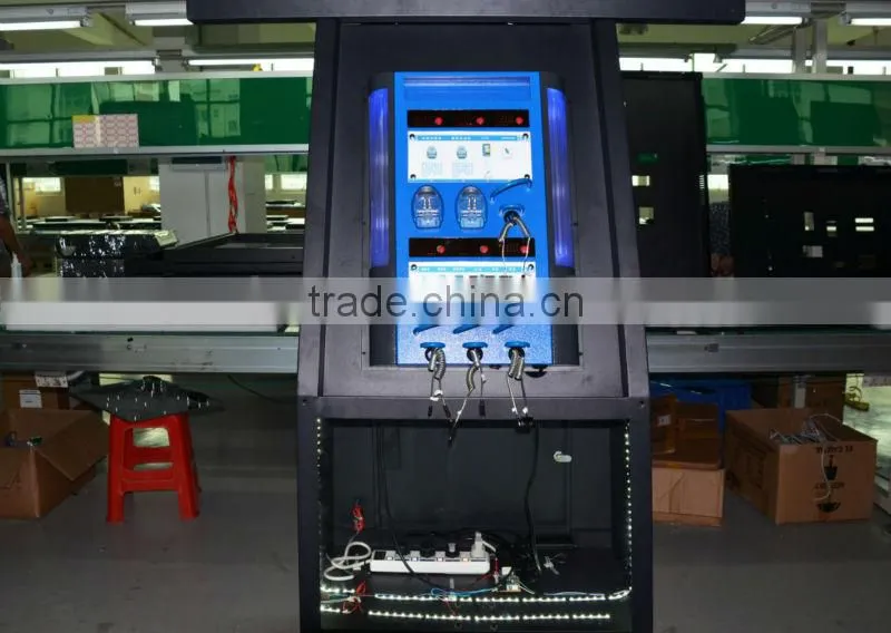 47 inch standing advertising player with brushing shoes function