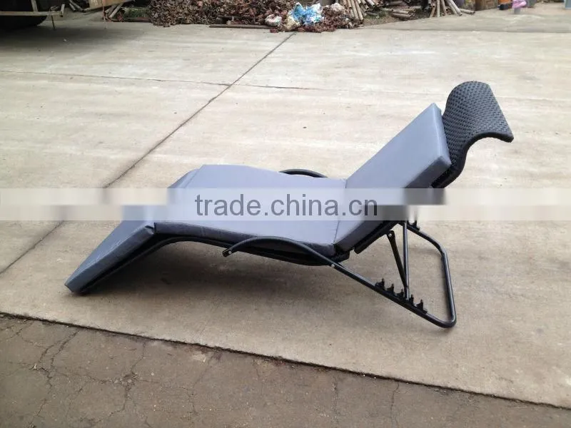 Pool Rattan Sunbed PE Rattan Steel Frame KD Design