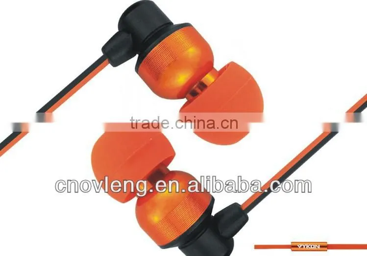 New design decoration metal and rubber earbud with box