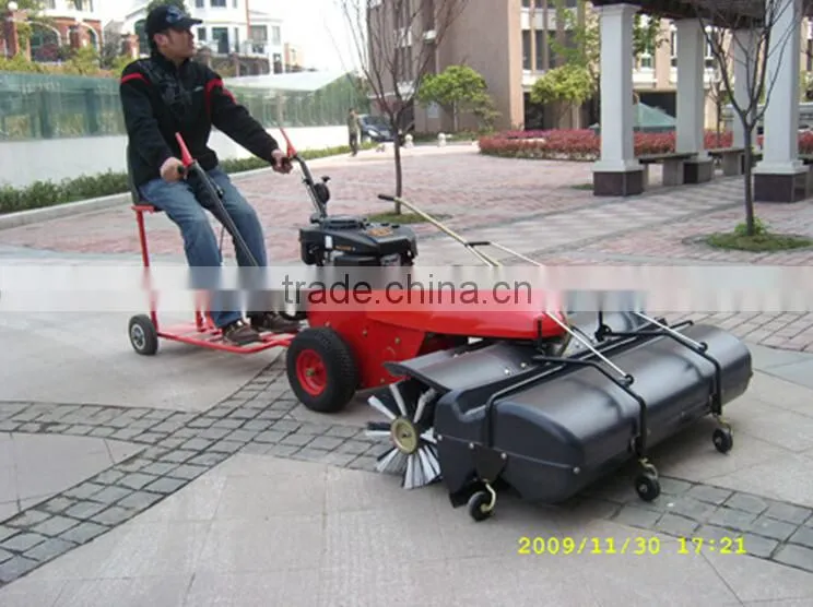 Ride on Road Sweeper with Collector